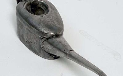 Who’s got the oil can?