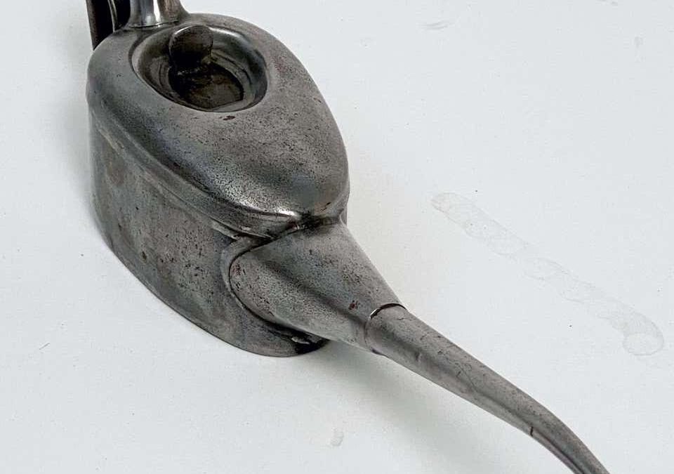 Who’s got the oil can?